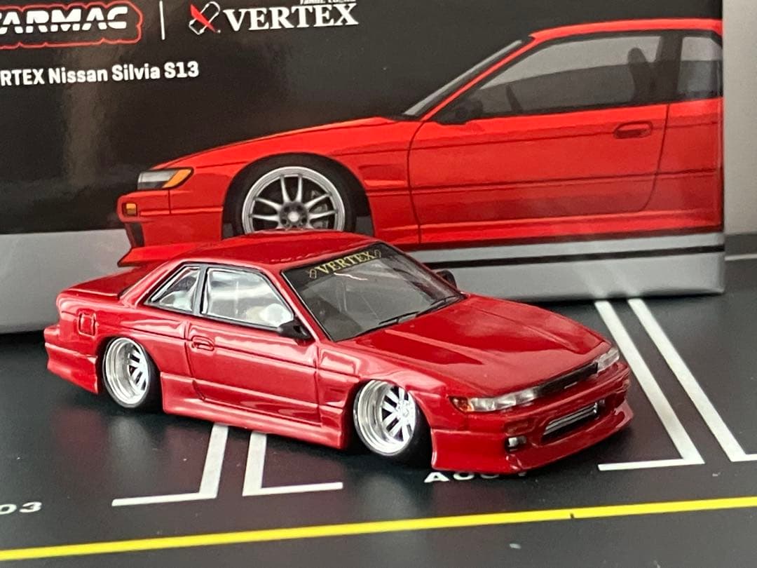 ミニカー TARMAC VERTEX Nissan Silvia S13 1/64