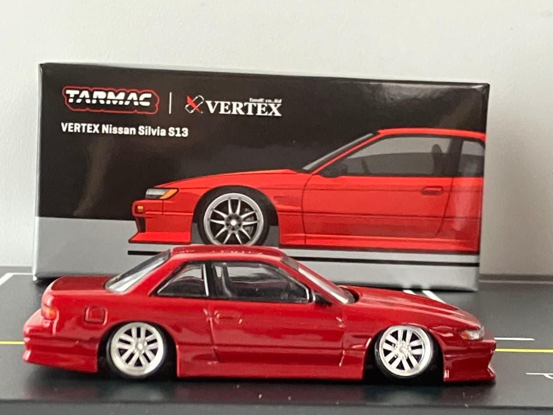 ミニカー TARMAC VERTEX Nissan Silvia S13 1/64