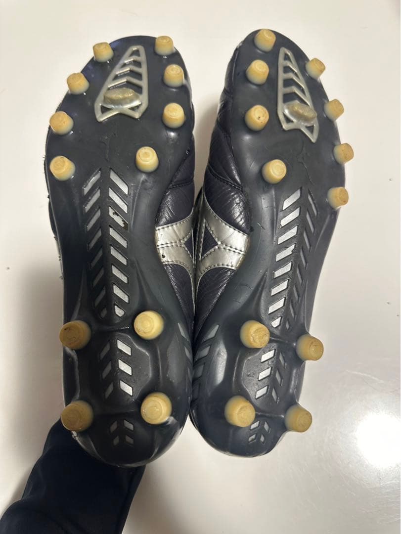 サッカースパイク27cm