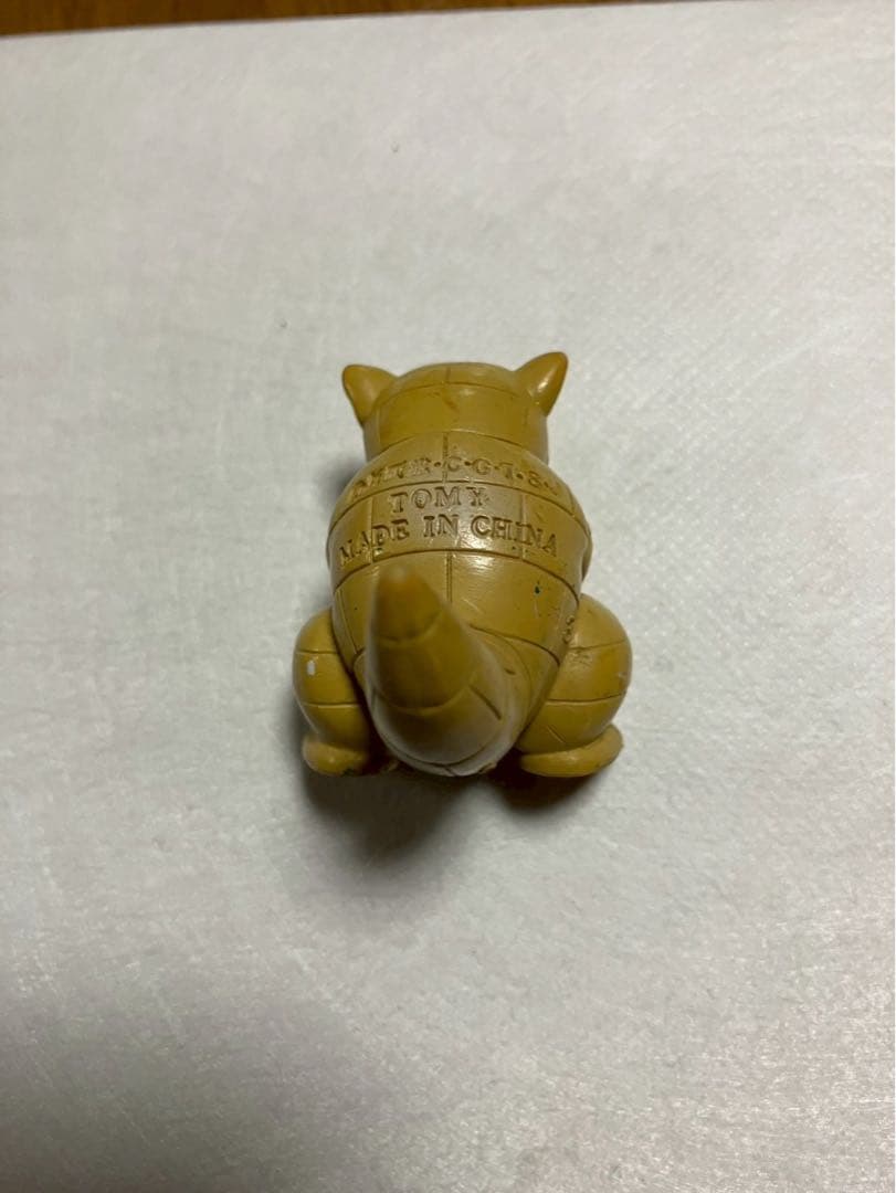 希少　顔違い　TOMY製 ポケモン　モンスターコレクション 初期　サンド