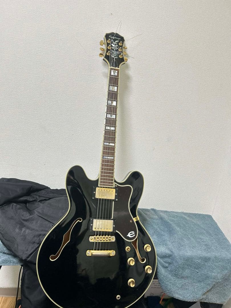 ギター Sheraton II VS Semi-Acoustic Guitar