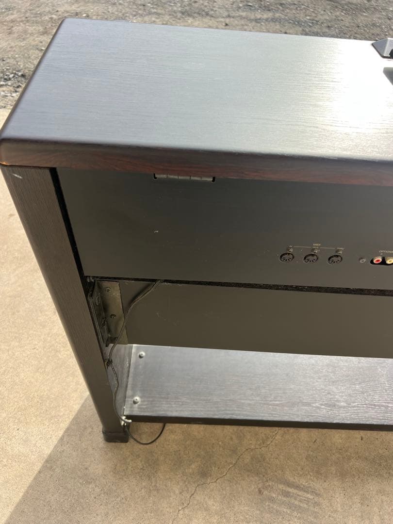 送料込★Yamaha 電子ピアノ Clavinova CLP-123