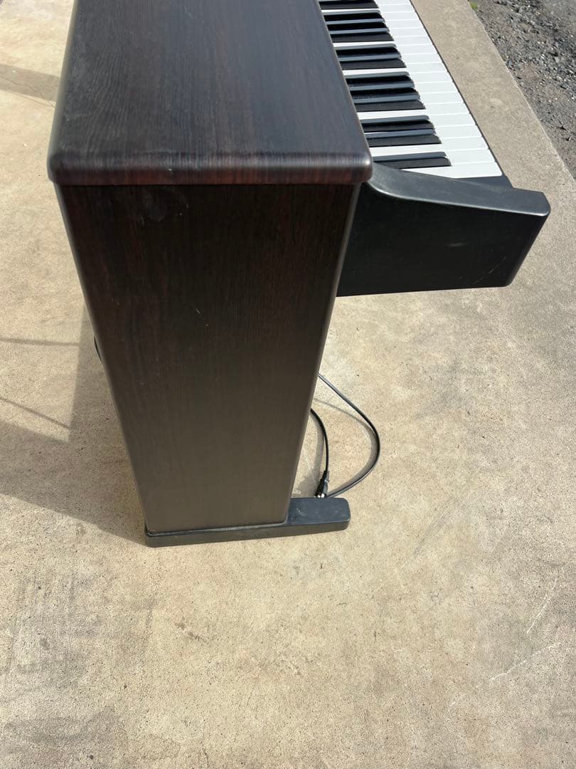 送料込★Yamaha 電子ピアノ Clavinova CLP-123
