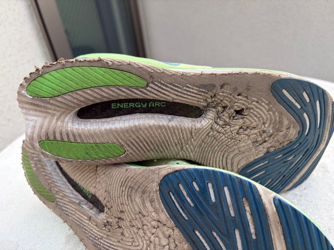 New Balance Fuel Cell Comp ランニングシューズ