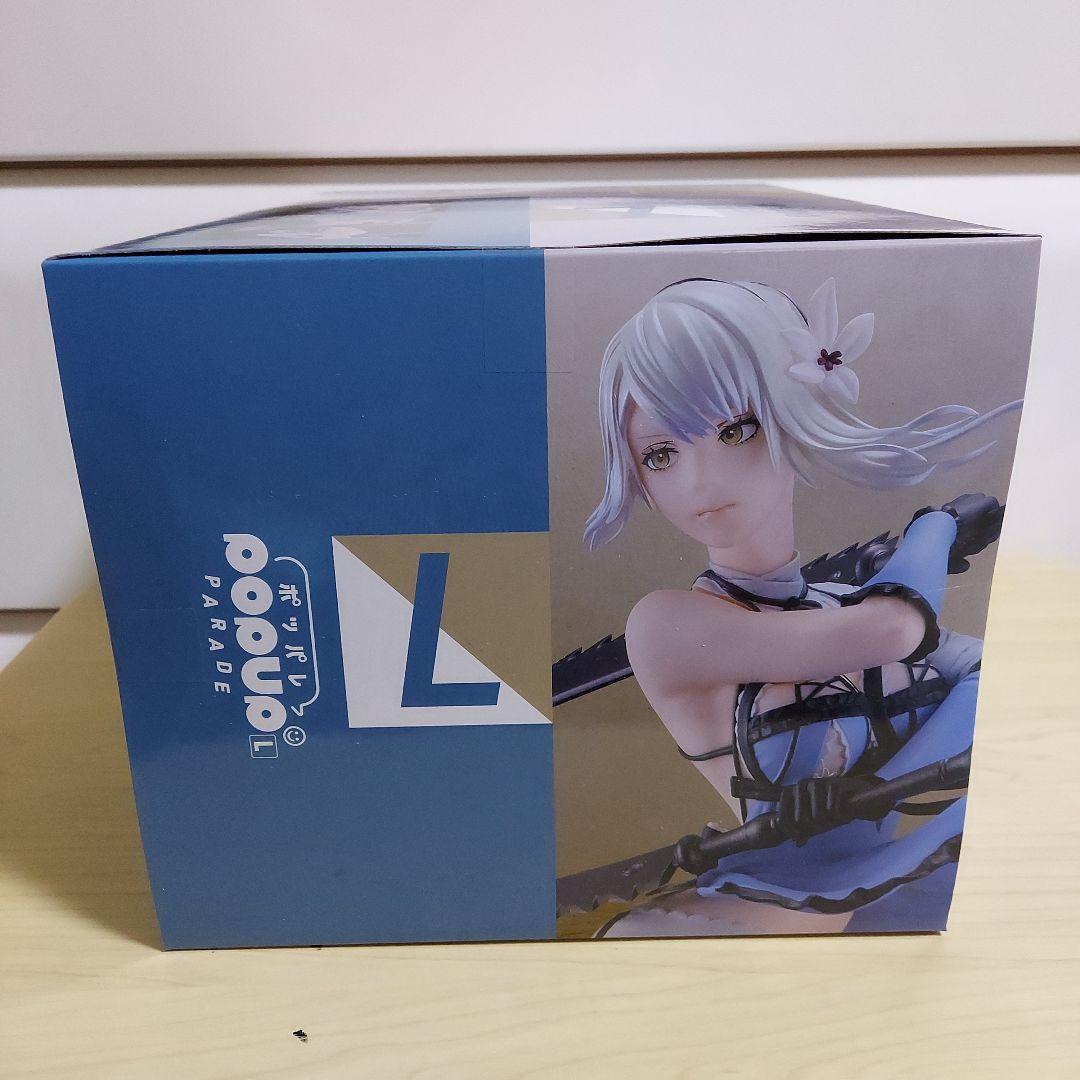 NieR 15周年記念くじ　カイネフィギュア　ママ枕　おまけ付き