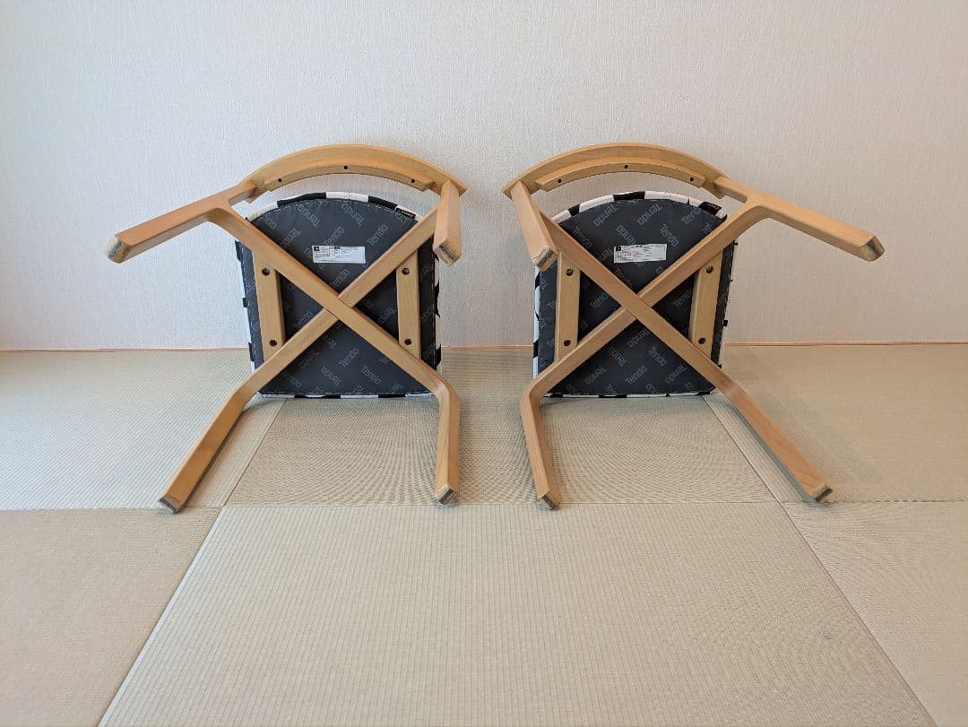 【天童木工】スタッキングチェア 2脚 座面張替 ハンドメイド 幾何学模様 黒