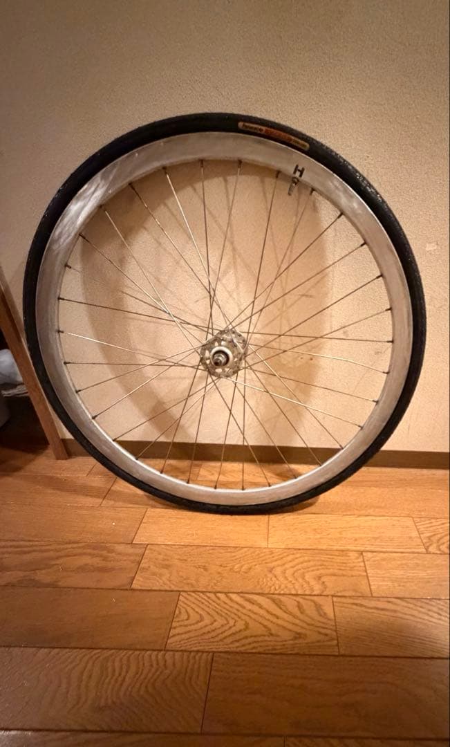 H plus son sl-42 32h 700c フロント