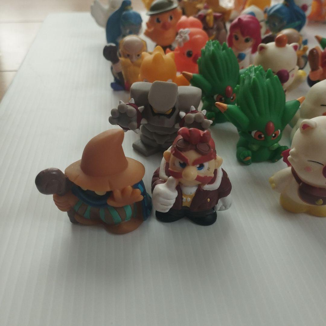 1997年　チョコボ フィギュア 人形 スクウェア BANDAI　マスコット