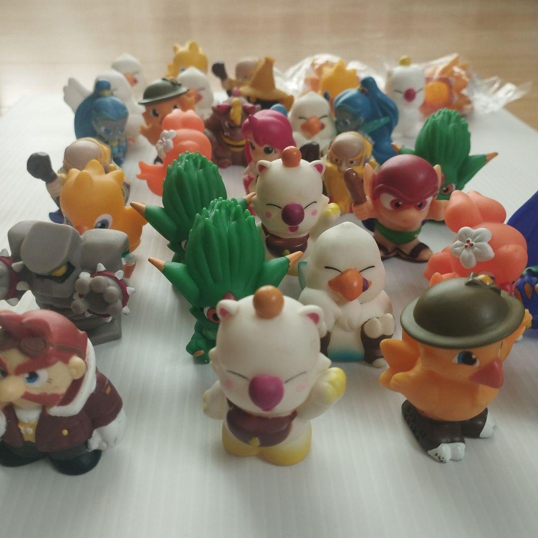1997年　チョコボ フィギュア 人形 スクウェア BANDAI　マスコット