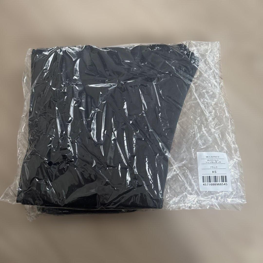 新品未開封【SUKALA】サイドベルトトレンカレギンス