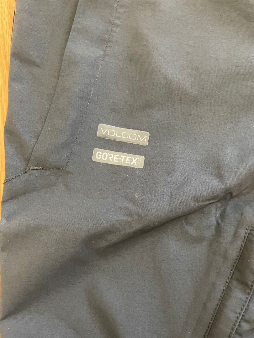 VOLCOM GORE-TEX スノーボードパンツ ブラック