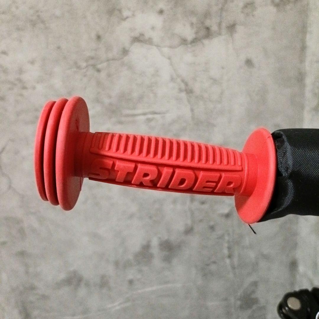 STRIDER 12インチ スポーツ ホワイト×レッド　セーブザ・チルドレン