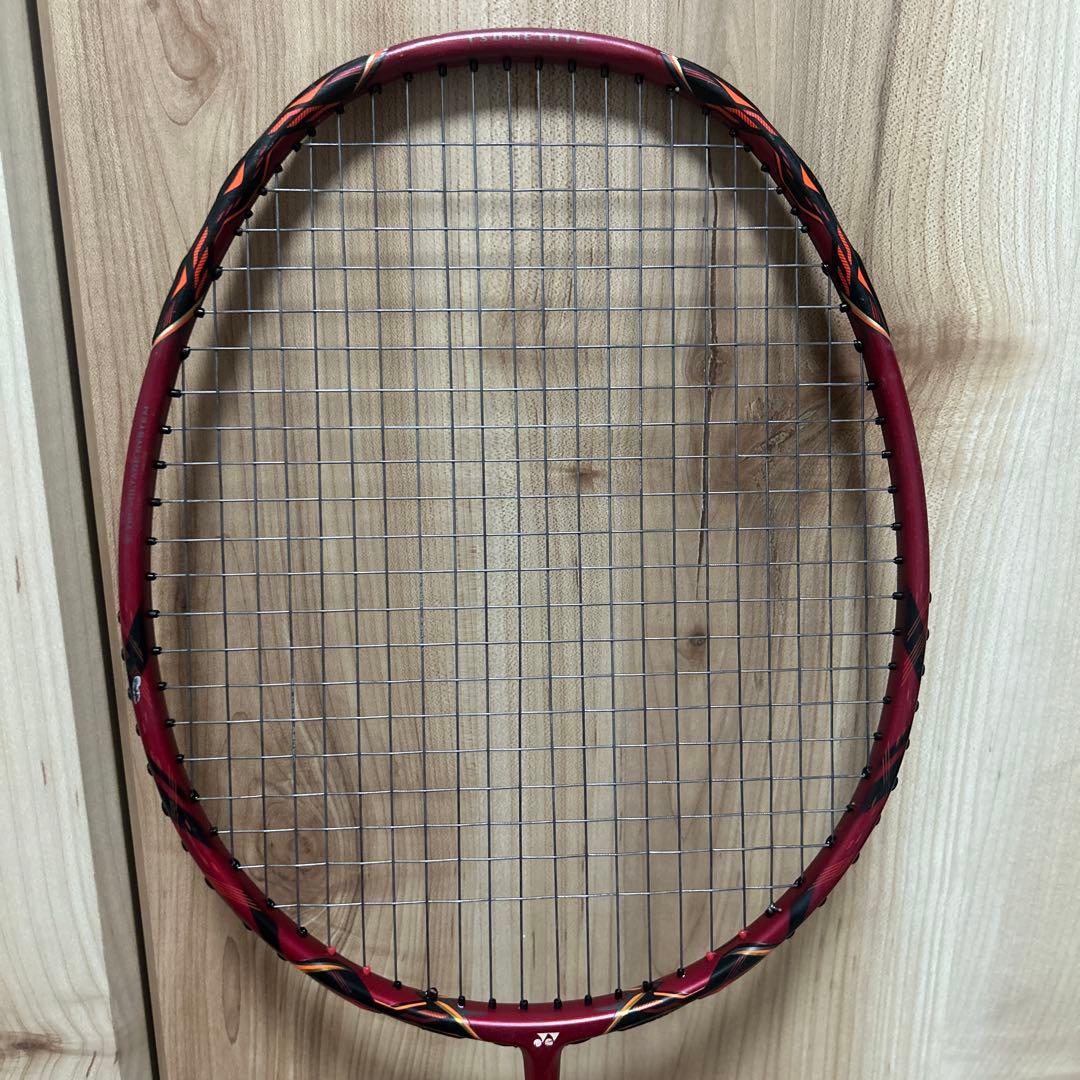 YONEX VOLTRIC80 ボルトリック80Eチューン　3UG4