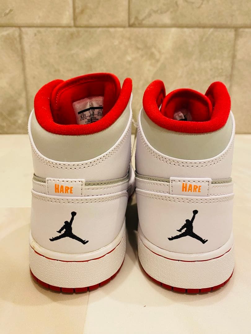 その他 NIKE AIR JORDAN 1 RETRO MID HARE JORDAN