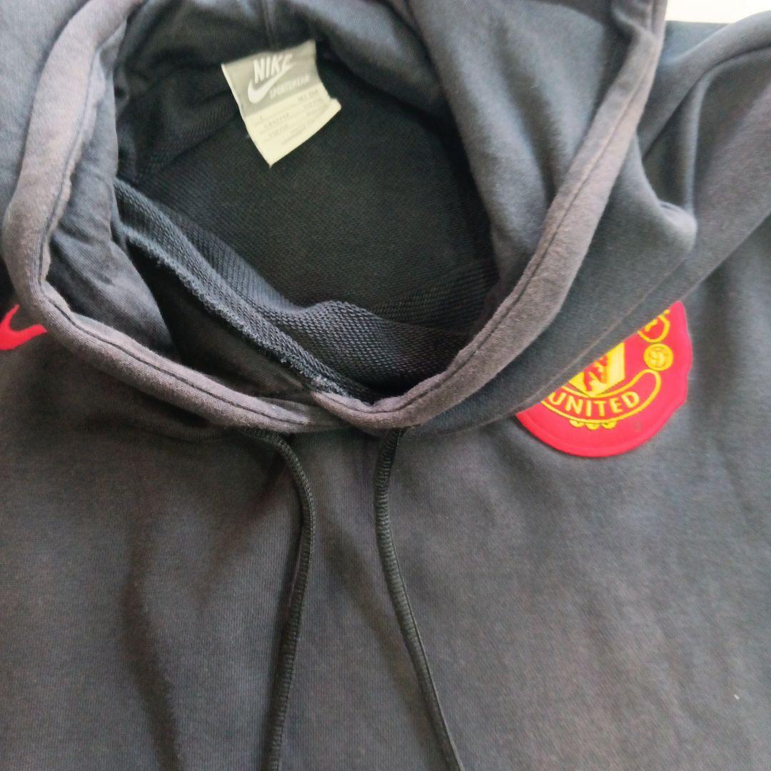 Nike Manchester Unitedフード付きパーカーインポートＬサイズ