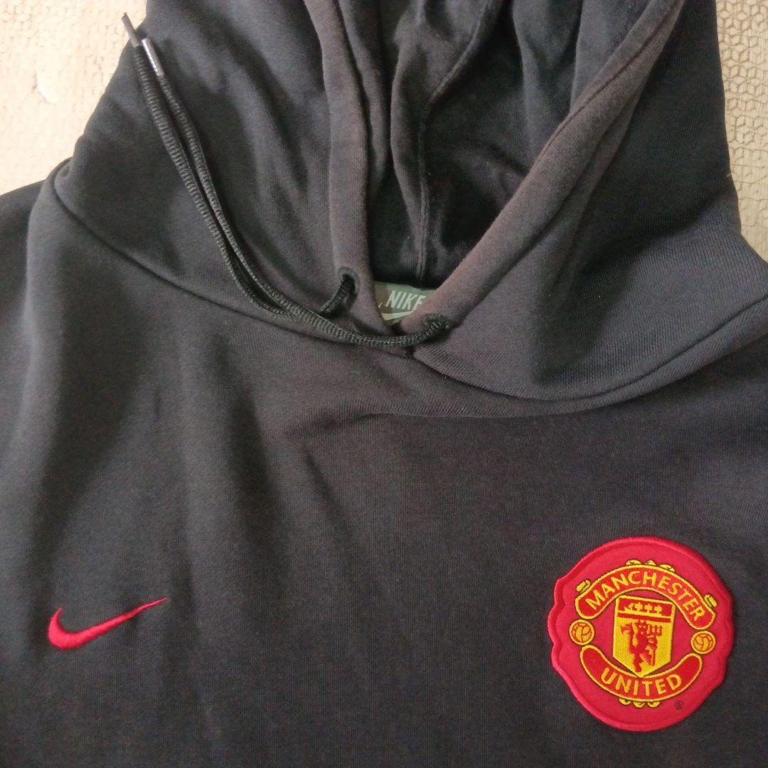 Nike Manchester Unitedフード付きパーカーインポートＬサイズ