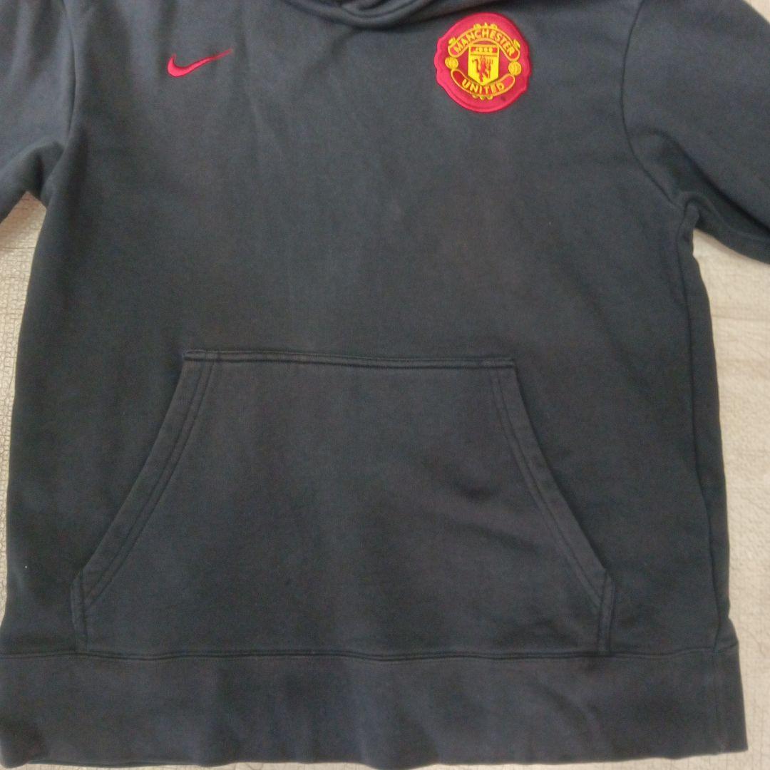 Nike Manchester Unitedフード付きパーカーインポートＬサイズ