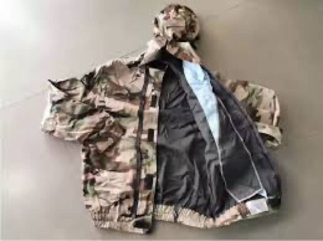 実物　中国軍　FFF02型防毒服　荒漠型　　未開封