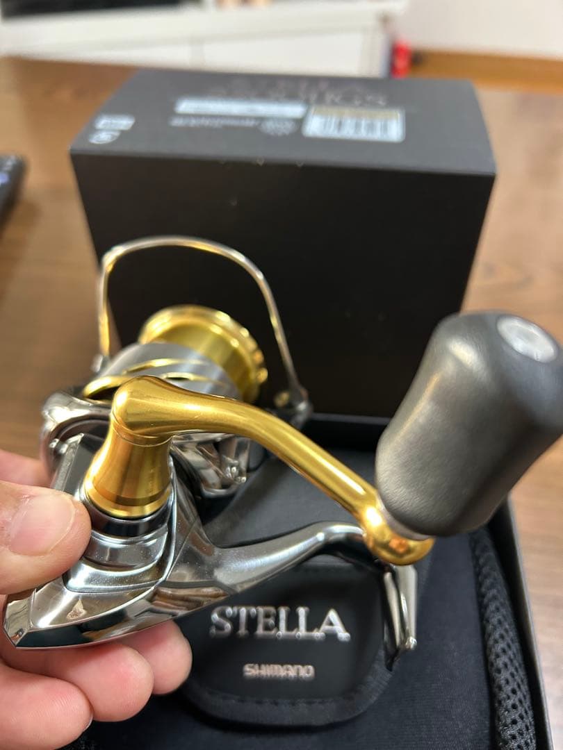 美品　シマノ 14 ステラ 2500HGS
