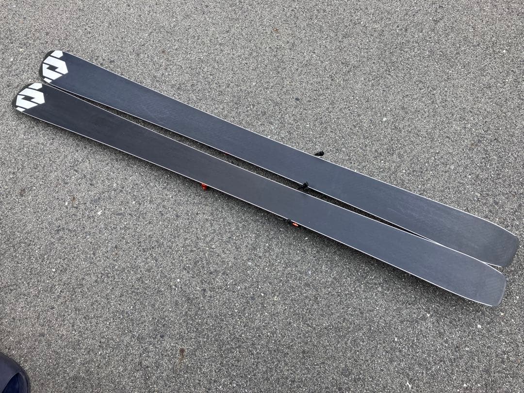 Völkl 90EIGHT 177 G3 ION 12 テックビンディングセット