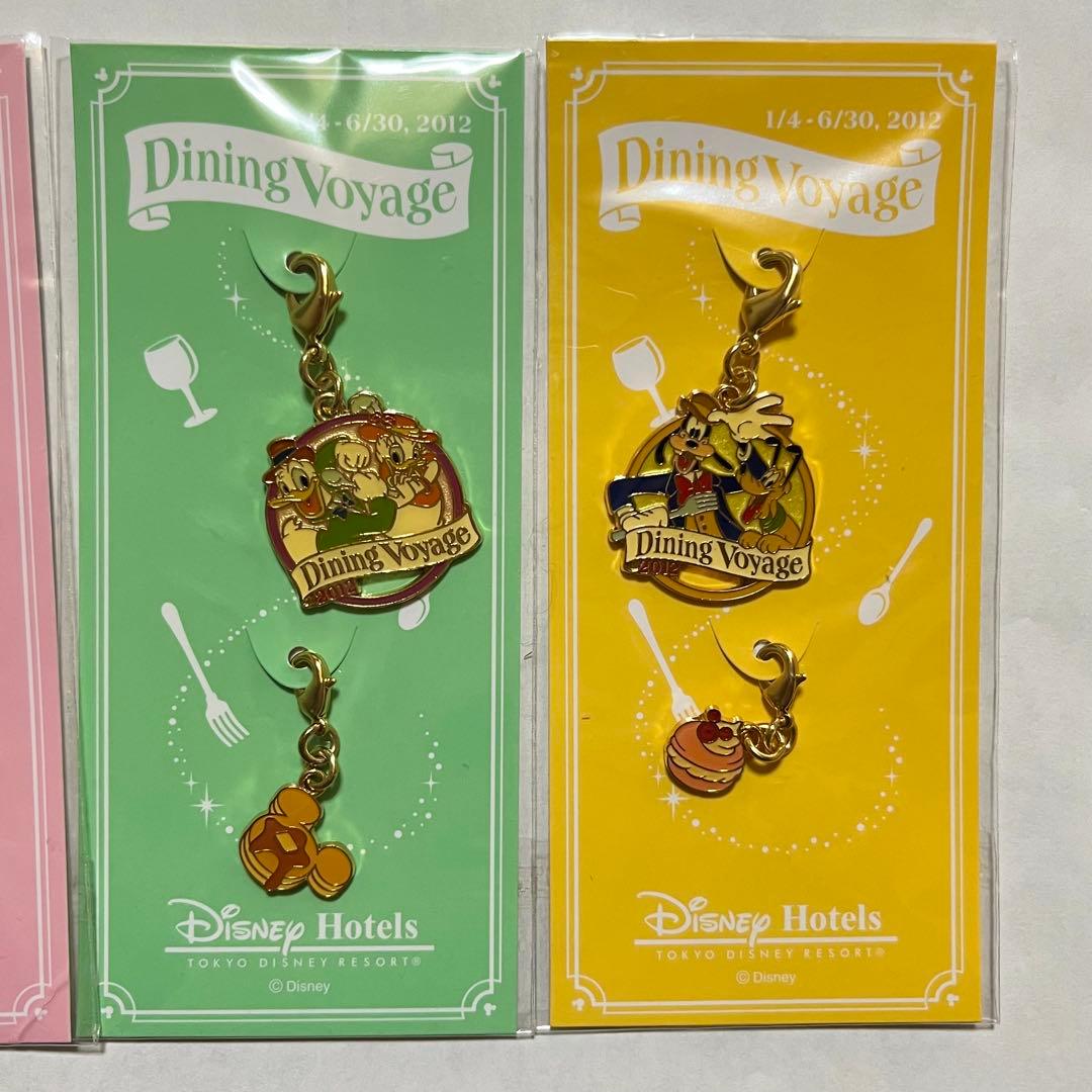 ディズニーリゾート　ダイニングヴォヤッジ　非売品　ピンバッジ　キーチェーンセット