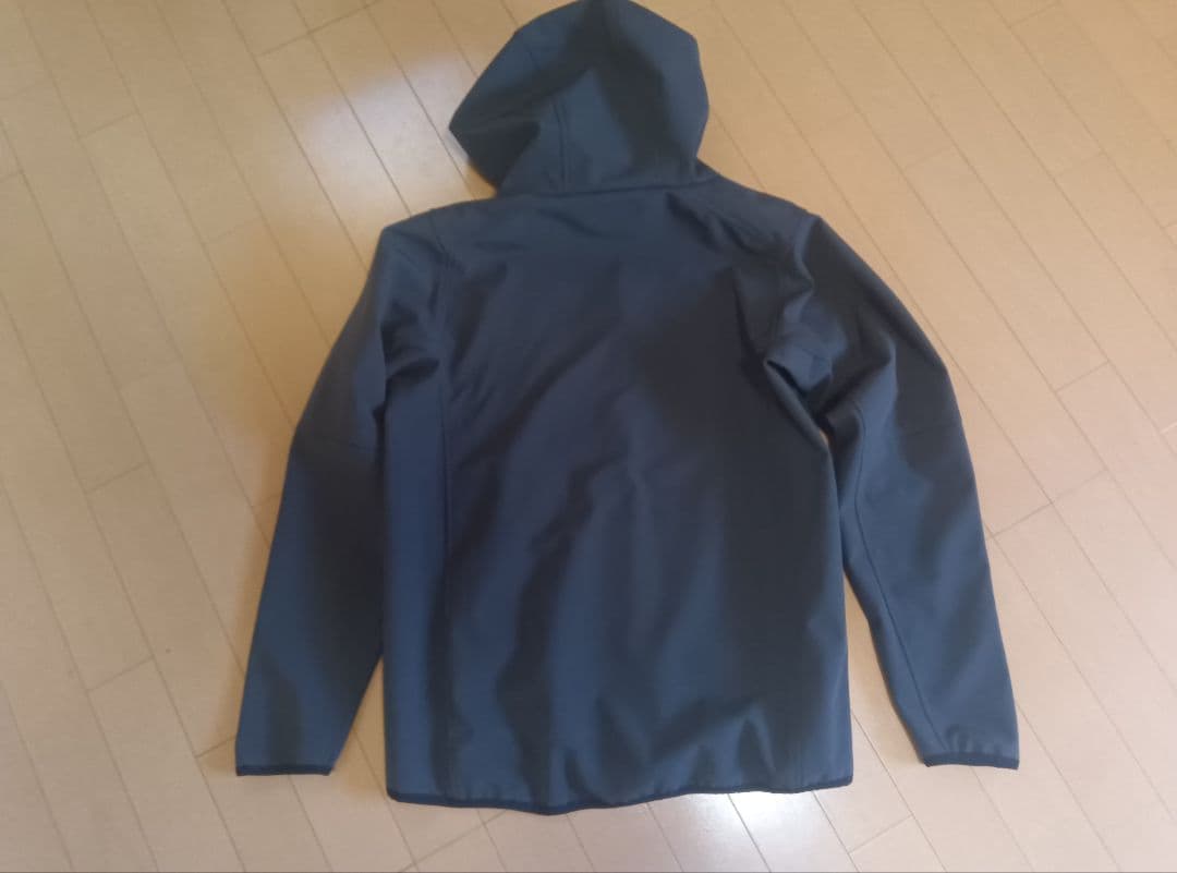 シマノ　フィッシングジャケット　グレー　Lサイズ　美品