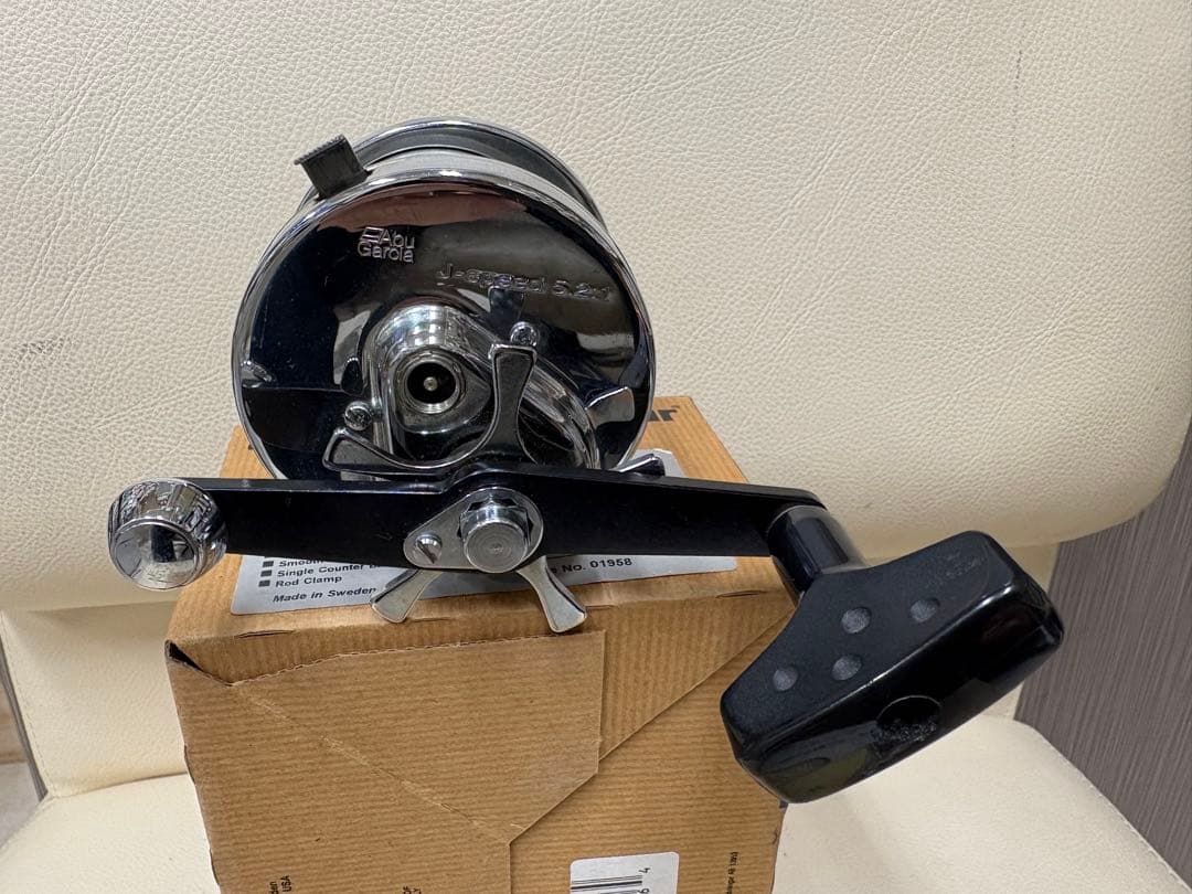 Abu Garcia Ambassadeur 8000C J-Speedベイト