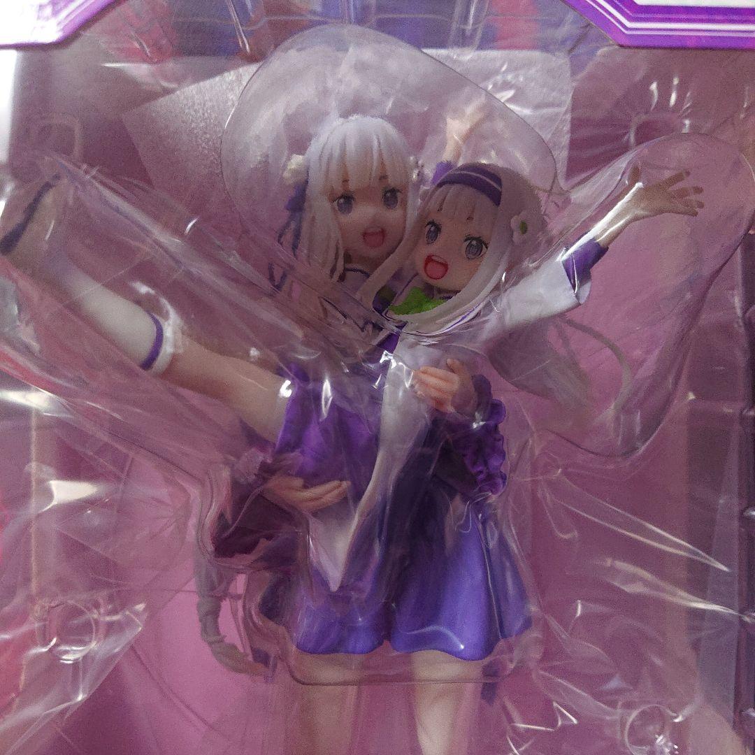 Re:ゼロから始める異世界生活　フィギュア　エミリア＆幼少期エミリア 1/7