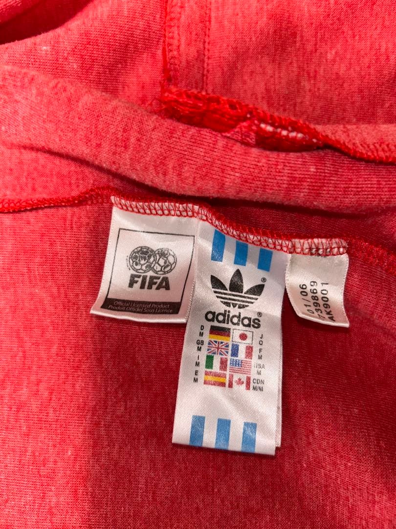 adidas トラックジャケット　español
