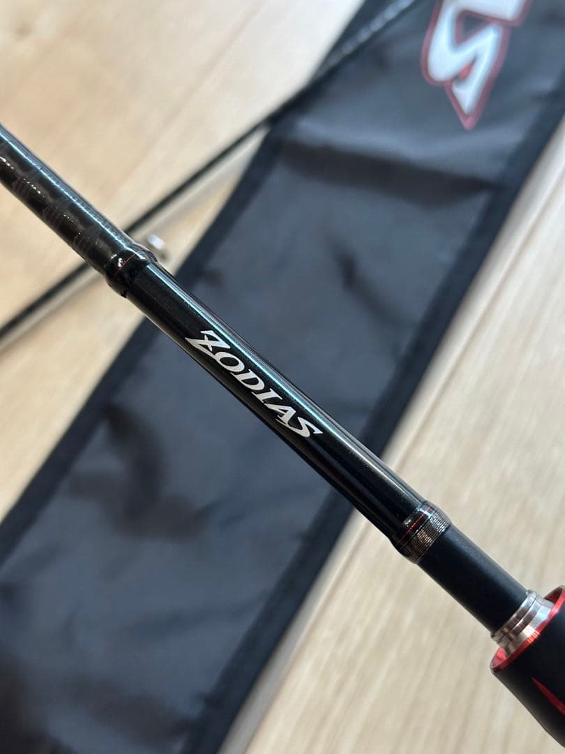 美品 シマノ ZODIAS 264L-2 HI-POWER バスロッド