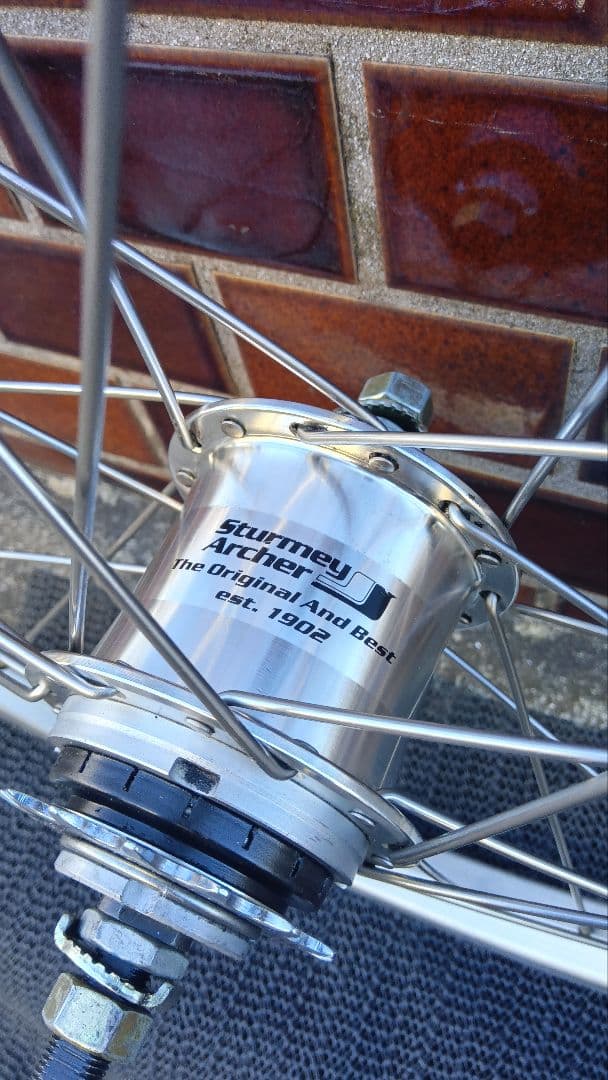 22日迄期間限定価格 整備済　ブロンプトン　BROMPTON 純正後輪ホイール