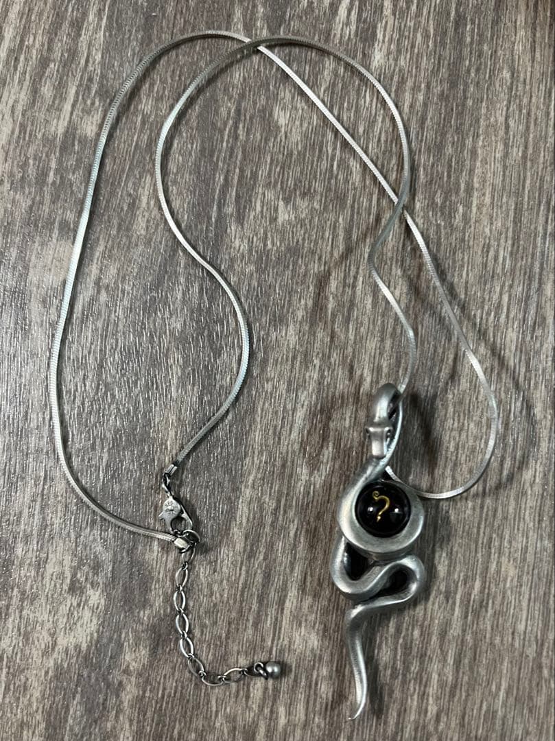 ミュージシャン Independent -Red Stone- Designed by HYDE