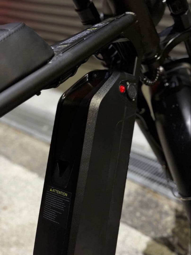 ブラック V8 電動アシスト自転車