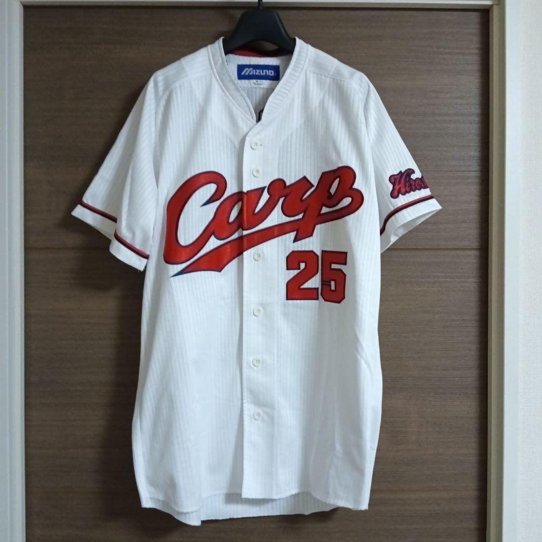 【美品】カープ 新井貴浩 サイン入り ハイクオリティユニフォーム【M】