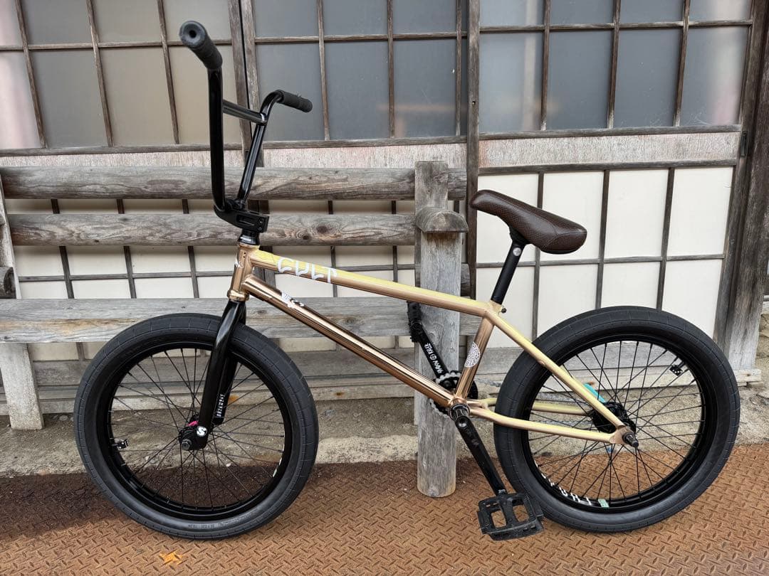 BMXバイク CULT HAWK AK フルカスタム　20.5”