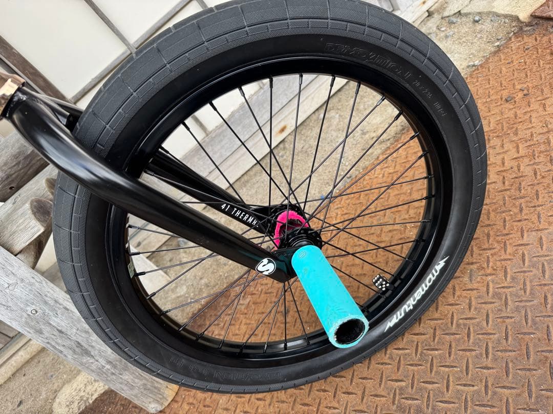 BMXバイク CULT HAWK AK フルカスタム　20.5”