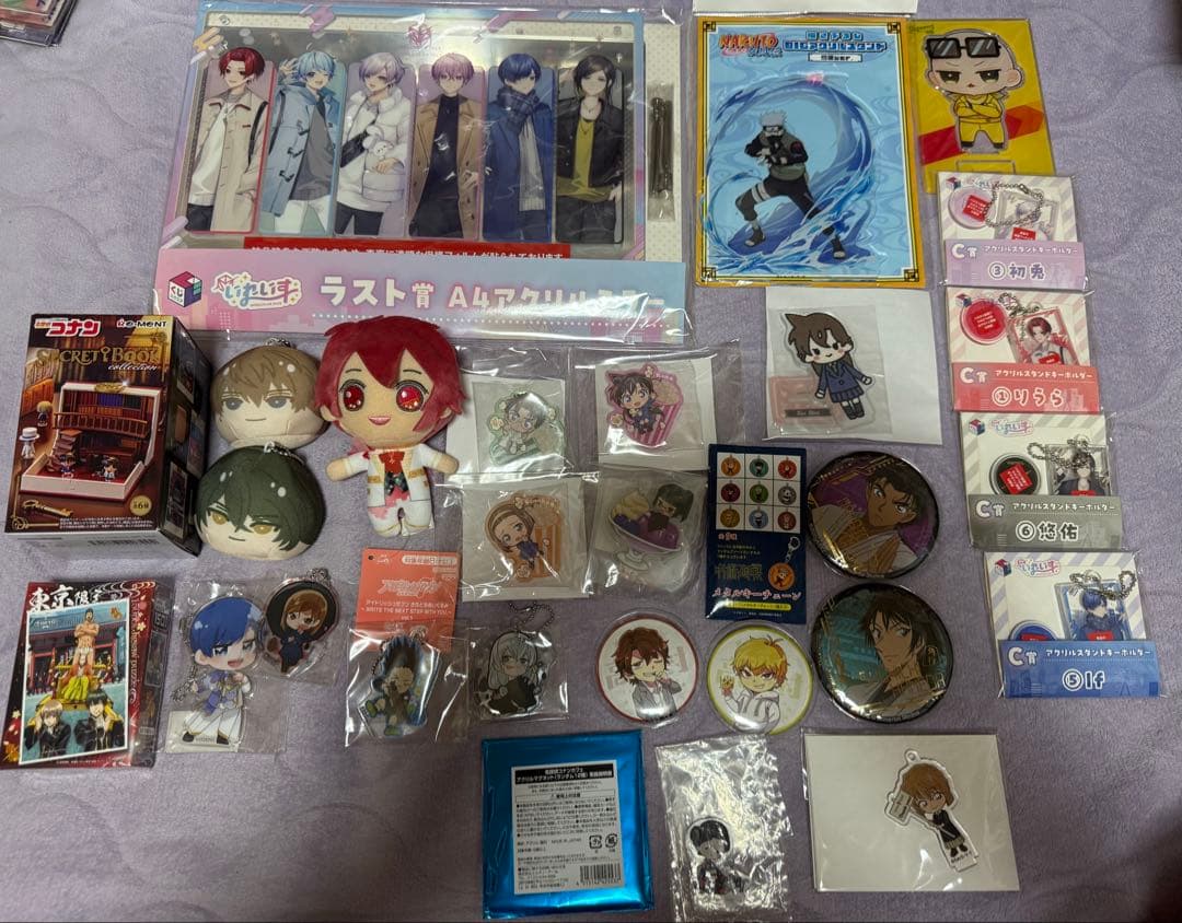 アニメグッズ まとめ売り 125点 ダンボール100サイズ