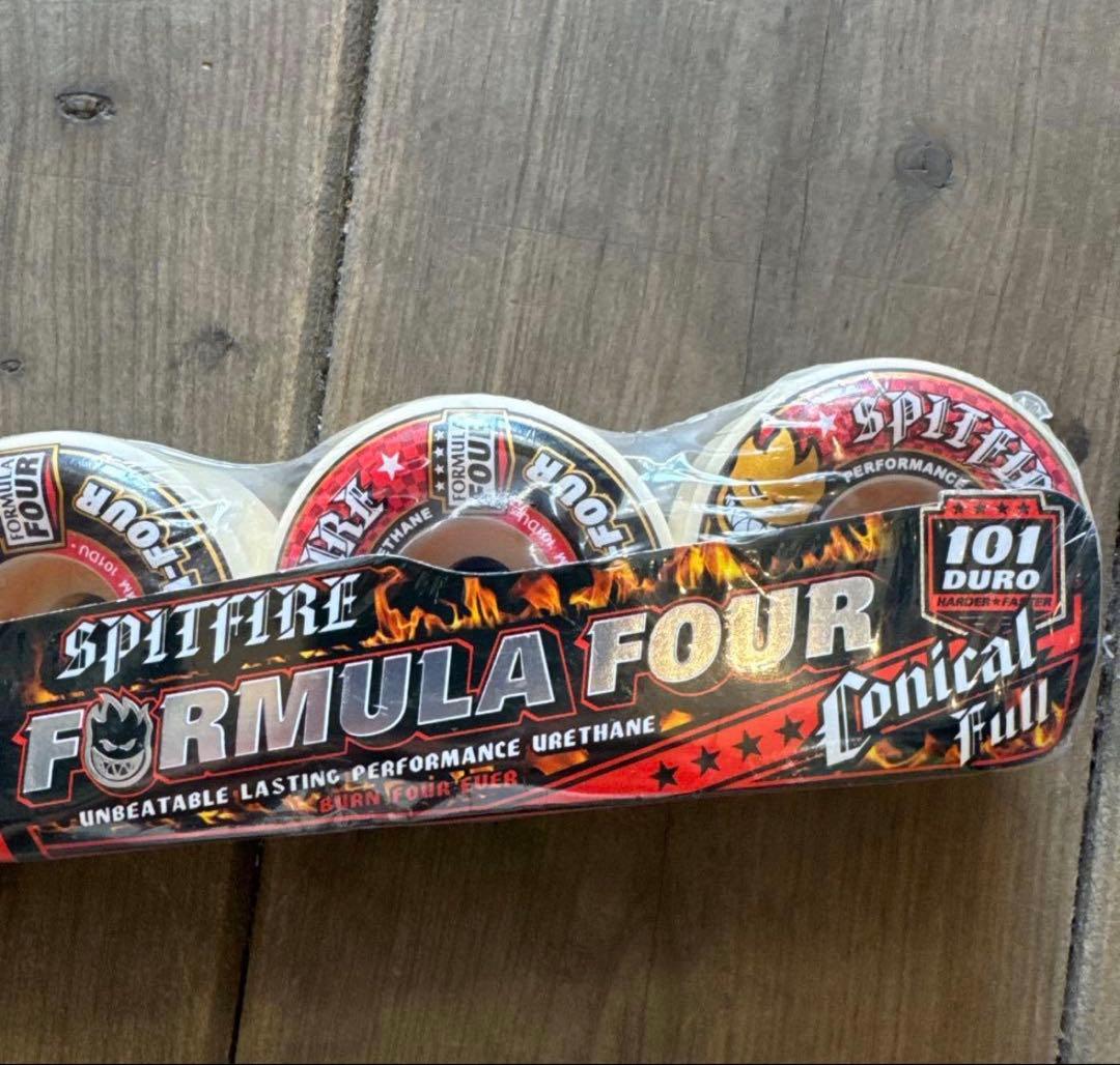Spitfireフォーマル4 コニカルフル56md101aウィール定価9,130