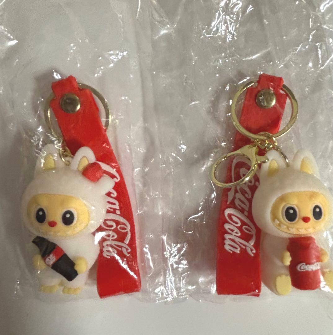 正規品　コカコーラ　ラブブ　キーホルダー2点　お得セット