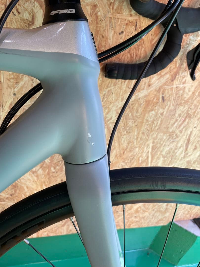 TREK EMONDA ALR5 105仕様 トレック　引き取り限定