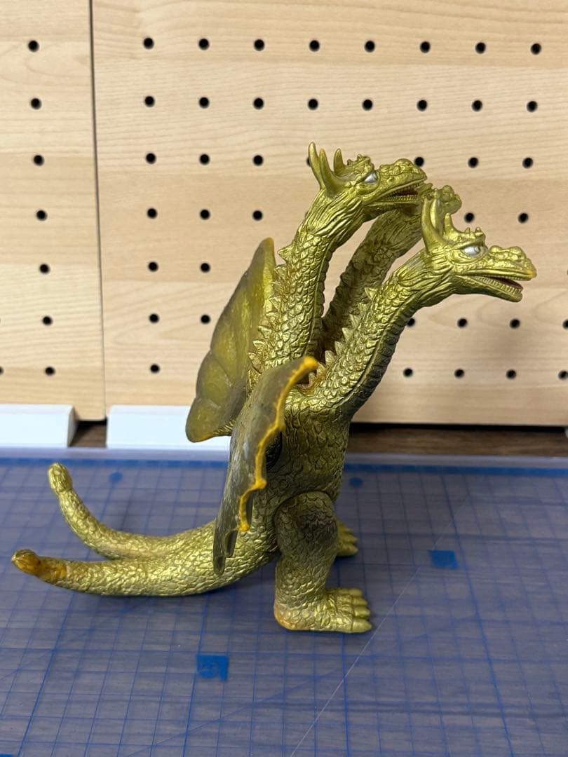 山勝　ゴジラ　ソフビ　キングギドラ