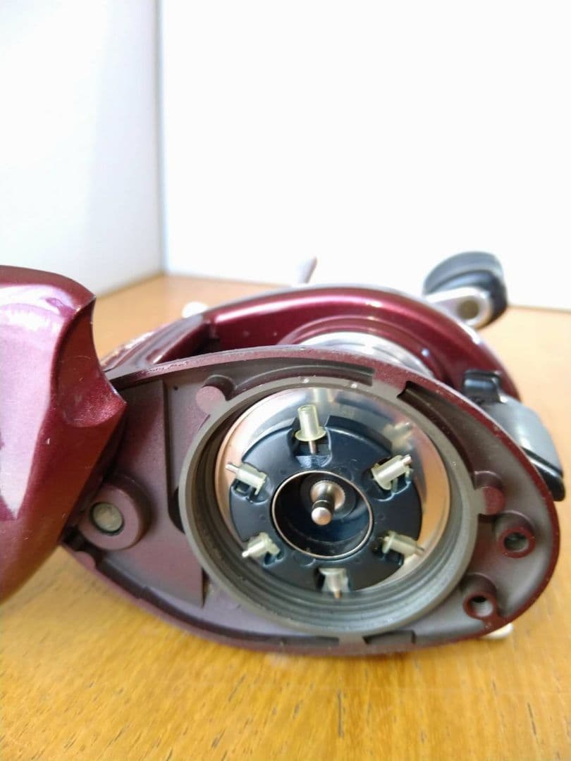 SHIMANO ベイトリール バーガンディ