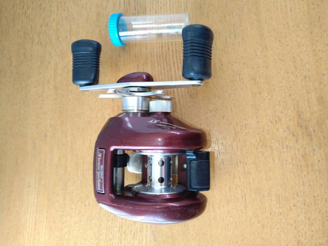 SHIMANO ベイトリール バーガンディ