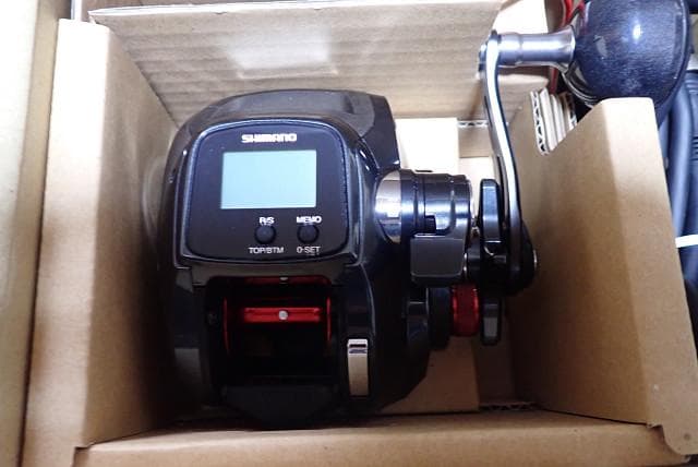 新品　シマノ　プレイズ 600 電動リール 未使用PEライン２号200ｍ付