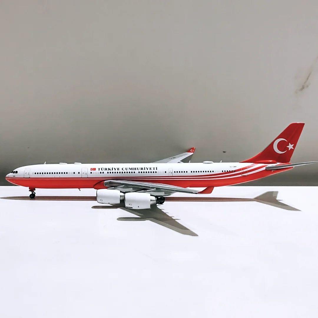 トルコ政府専用機 2機セット　1/400