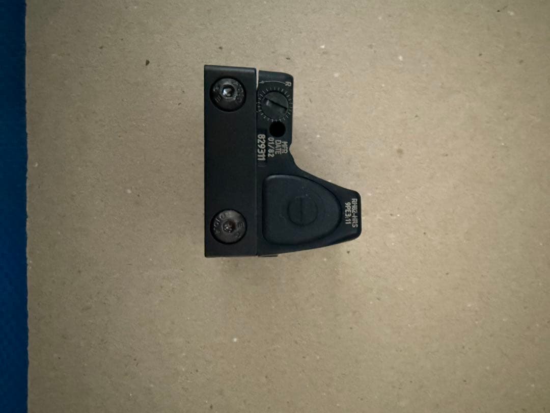 RMRタイプ ドットサイト TRIJICON