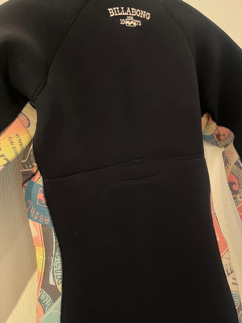 BILLABONG タッパー Lサイズ　2ミリ　ビラボン