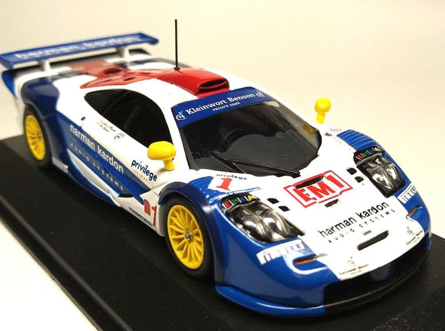 ★希少【ミニチャンプス】1/43 マクラーレンf1　GTR 1999
