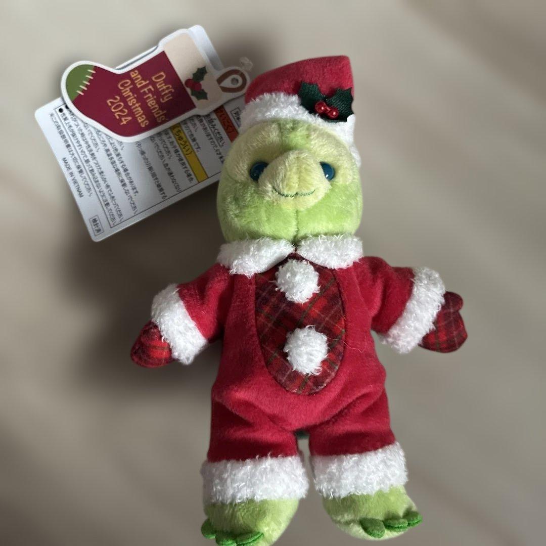 ダッフィークリスマス2024ぬいぐるみバッジセット