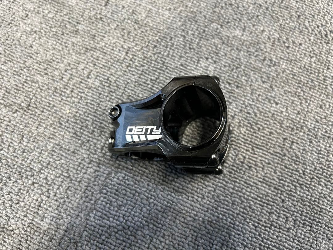 DEITY ディエディー 35mmクランプ　35mm長さ　ステム 中古美品